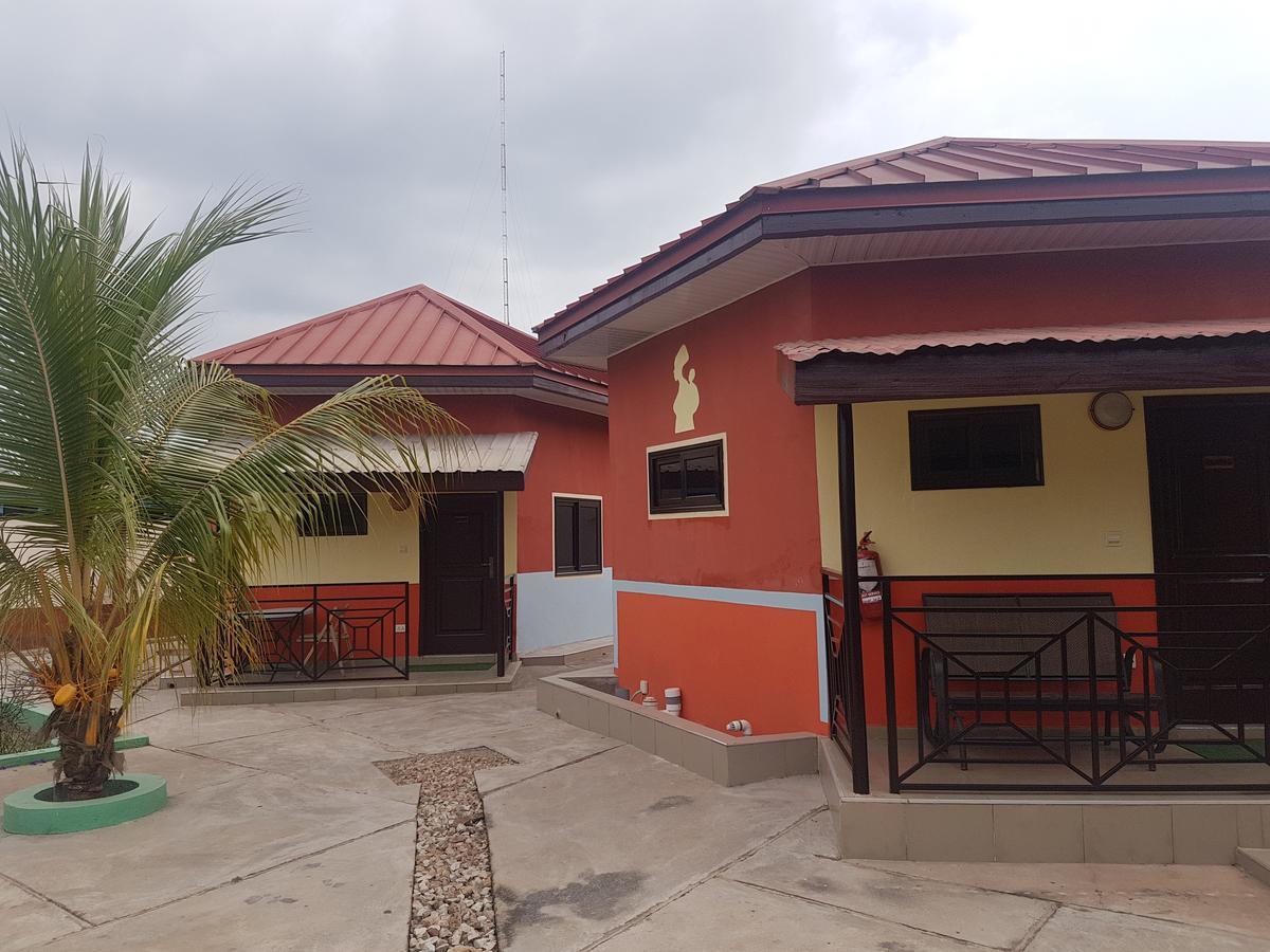 Bowman City Kpandu Exterior foto